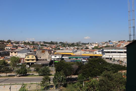 Vista área de serviço de casa à venda com 3 quartos, 230m² em Jardim Santa Adelia, São Paulo