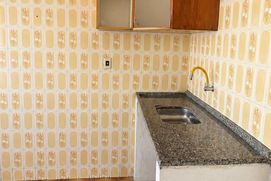 Cozinha de apartamento para alugar com 2 quartos, 65m² em Santa Cruz, Rio de Janeiro