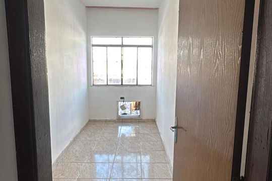 Apartamento para alugar com 2 quartos, 65m² em Santa Cruz, Rio de Janeiro