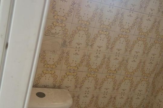 Banheiro de apartamento para alugar com 2 quartos, 65m² em Santa Cruz, Rio de Janeiro