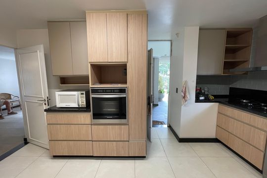 Cozinha de casa à venda com 5 quartos, 208m² em Vila Pirajussara, São Paulo