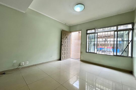 Sala de casa à venda com 2 quartos, 108m² em Vila Santa Catarina, São Paulo