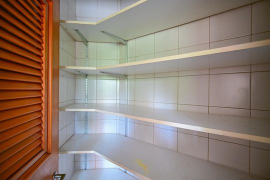 Despensa de apartamento para alugar com 4 quartos, 159m² em Vila Andrade, São Paulo