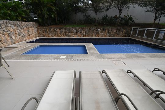 Área comum - Piscina de apartamento à venda com 1 quarto, 61m² em Botafogo, Campinas