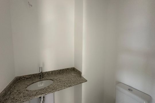 Lavabo de apartamento para alugar com 3 quartos, 95m² em Alphaville Empresarial, Barueri
