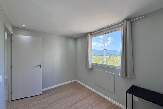Quarto 1 de apartamento para alugar com 2 quartos, 44m² em Recreio dos Bandeirantes, Rio de Janeiro