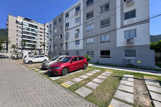 Fachada de apartamento para alugar com 2 quartos, 44m² em Recreio dos Bandeirantes, Rio de Janeiro