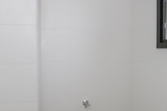 Banheiro de kitnet/studio à venda com 1 quarto, 35m² em Lapa, São Paulo