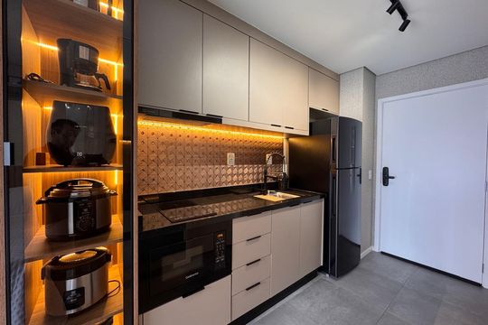 Banheiro de apartamento à venda com 1 quarto, 26m² em Vila Regente Feijó, São Paulo