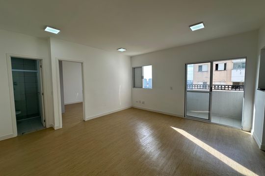 Apartamento para alugar com 1 quarto, 54m² em Jardim Maria Helena, Barueri