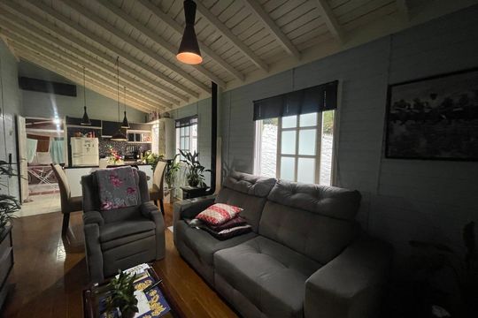 Casa à venda com 2 quartos, 299m² em Rondônia, Novo Hamburgo