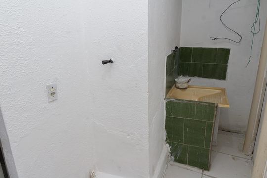 Área de Serviço de casa para alugar com 2 quartos, 60m² em Campo Grande, Rio de Janeiro