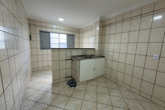 Cozinha de apartamento para alugar com 2 quartos, 60m² em Taguatinga, Brasília