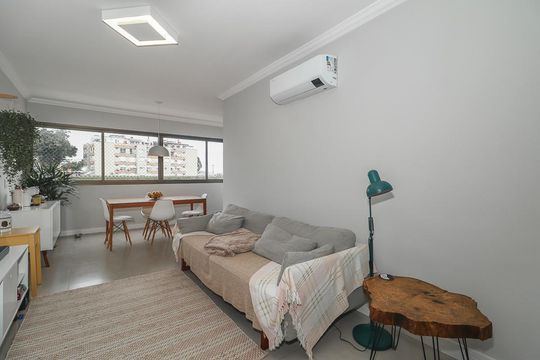 Sala de apartamento para alugar com 2 quartos, 76m² em Chácara das Pedras, Porto Alegre