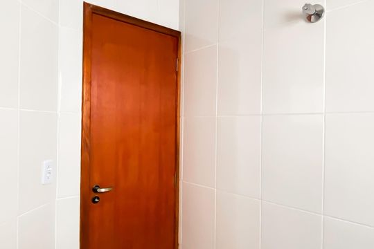 Banheiro de apartamento para alugar com 2 quartos, 26m² em Jardim Coimbra, São Paulo