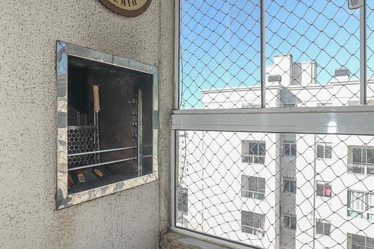 Varanda da Sala de apartamento à venda com 2 quartos, 52m² em Morro Santana, Porto Alegre
