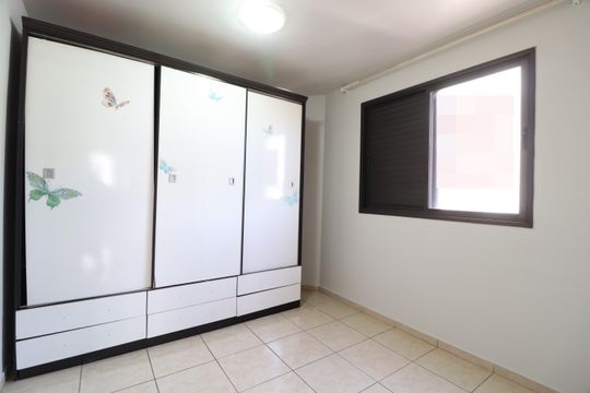 Quarto 2 de apartamento para alugar com 3 quartos, 94m² em Tabajaras, Uberlândia