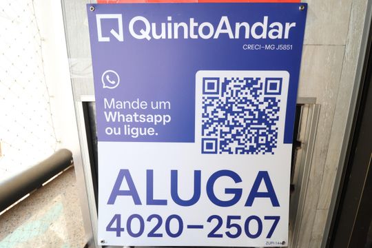 Plaquinha de apartamento para alugar com 3 quartos, 94m² em Tabajaras, Uberlândia
