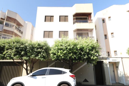 Fachada de apartamento para alugar com 3 quartos, 94m² em Tabajaras, Uberlândia