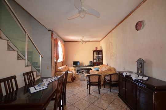Apartamento para alugar com 2 quartos, 100m² em Jardim Sulacap, Rio de Janeiro
