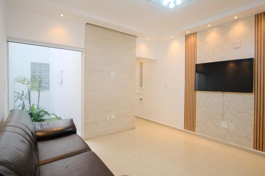 Sala de casa à venda com 4 quartos, 150m² em Tatuapé, São Paulo