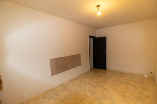 Casa de Condomínio para alugar com 4 quartos, 525m² em Baldeador, Niterói