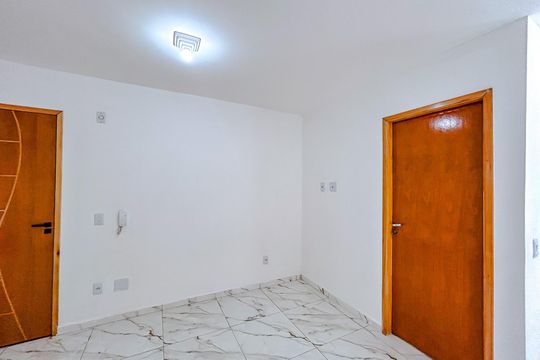 Cozinha de apartamento à venda com 2 quartos, 38m² em Vila Carrão, São Paulo