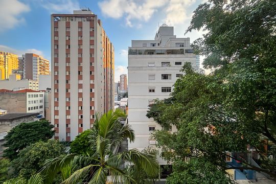 Apartamento para alugar com 4 quartos, 107m² em Pinheiros, São Paulo