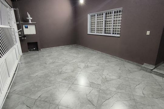 garagem de casa à venda com 3 quartos, 356m² em Jardim Munhoz, Guarulhos