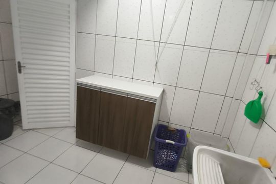 Área de serviço de casa à venda com 3 quartos, 356m² em Jardim Munhoz, Guarulhos