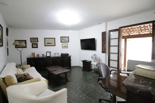 Sala 2 da segunda casa  de casa de condomínio à venda com 5 quartos, 350m² em Anil, Rio de Janeiro