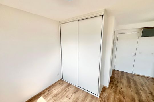 Sala/Quarto/Cozinha de kitnet/studio para alugar com 1 quarto, 31m² em Parada Inglesa, São Paulo
