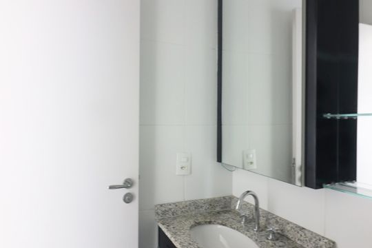 Quarto 2 - Suíte Banheiro  de apartamento para alugar com 2 quartos, 81m² em Independência, São Bernardo do Campo