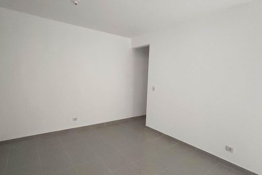 Sala / Cozinha de casa para alugar com 1 quarto, 33m² em Jardim Dayse, Ferraz de Vasconcelos