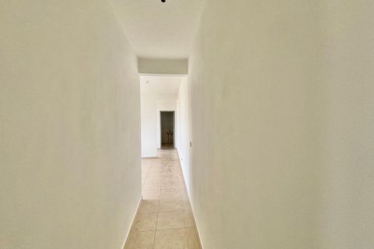 Corredor de casa para alugar com 2 quartos, 64m² em Jardim Dayse, Ferraz de Vasconcelos