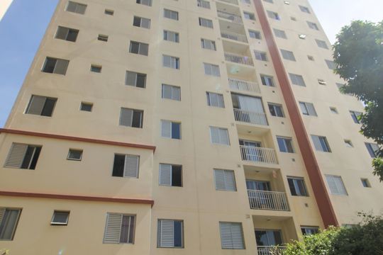Fachada do bloco de apartamento à venda com 3 quartos, 60m² em Vila Homero Thon, Santo André