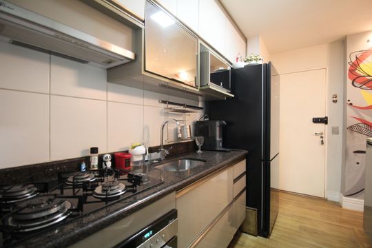 Apartamento à venda com 2 quartos, 77m² em Jardim Caboré, São Paulo