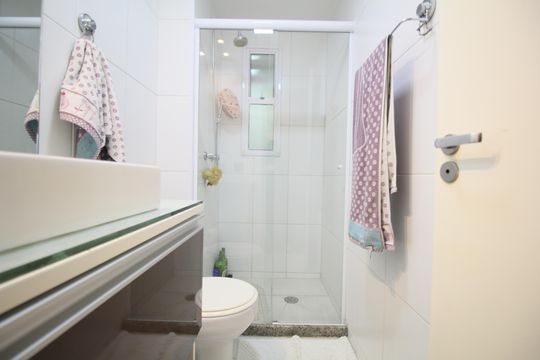 Apartamento à venda com 2 quartos, 77m² em Jardim Caboré, São Paulo