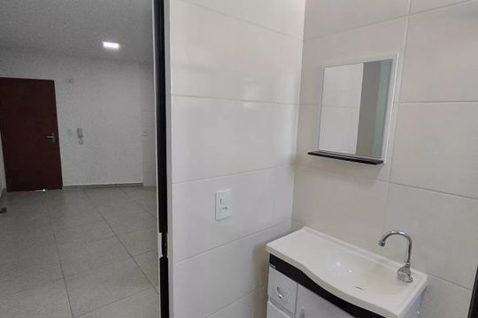 Banheiro de apartamento para alugar com 2 quartos, 45m² em São José, São Caetano do Sul