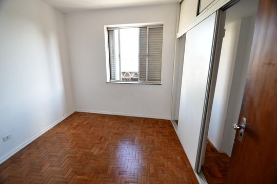 Quarto 1 de apartamento para alugar com 2 quartos, 100m² em Centro, Campinas