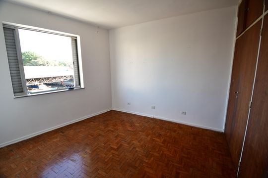 Quarto 2 de apartamento para alugar com 2 quartos, 100m² em Centro, Campinas