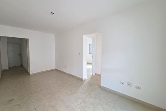 Sala de apartamento para alugar com 1 quarto, 59m² em Canto do Forte, Praia Grande