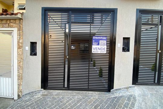 Fachada de casa à venda com 3 quartos, 140m² em Jardim Lisboa, São Paulo