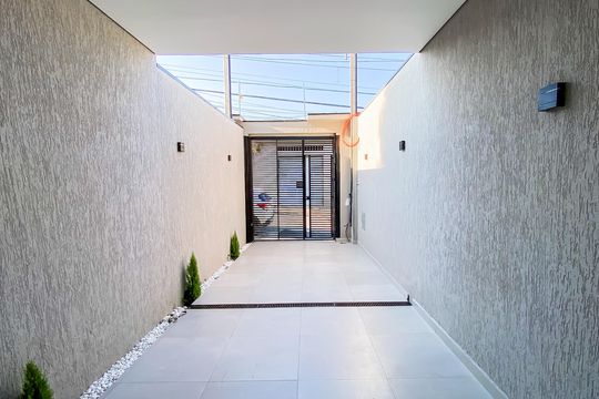 Garagem de casa à venda com 3 quartos, 140m² em Jardim Lisboa, São Paulo