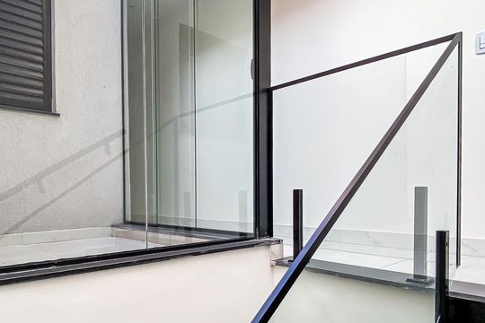 Corredor de casa à venda com 3 quartos, 140m² em Jardim Lisboa, São Paulo
