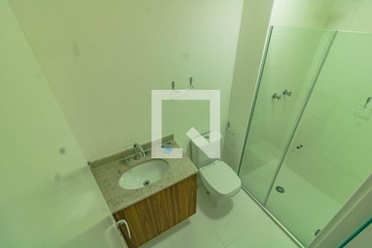 Banheiro de apartamento para alugar com 1 quarto, 26m² em Jardim Prudência, São Paulo