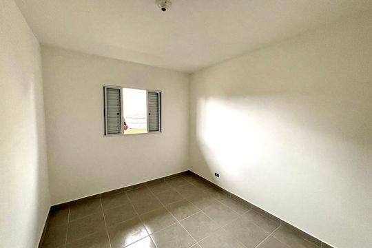 Quarto 1 de casa para alugar com 1 quarto, 33m² em Jardim Dayse, Ferraz de Vasconcelos