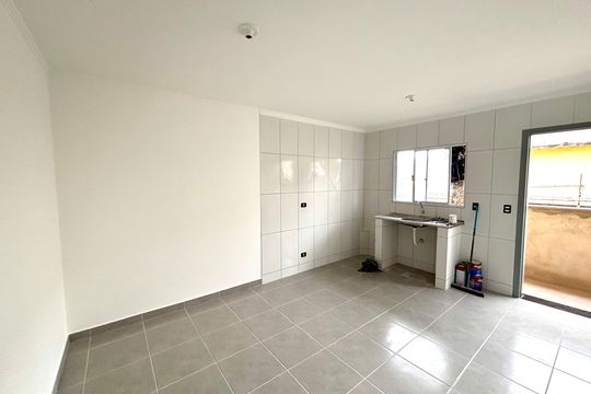 Sala/Cozinha de casa para alugar com 1 quarto, 33m² em Jardim Dayse, Ferraz de Vasconcelos