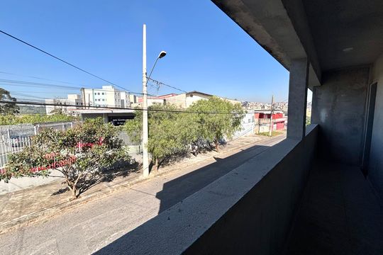Varanda de casa para alugar com 2 quartos, 55m² em Jardim Dayse, Ferraz de Vasconcelos