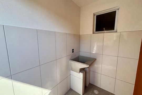 Área de Serviço de casa para alugar com 2 quartos, 55m² em Jardim Dayse, Ferraz de Vasconcelos